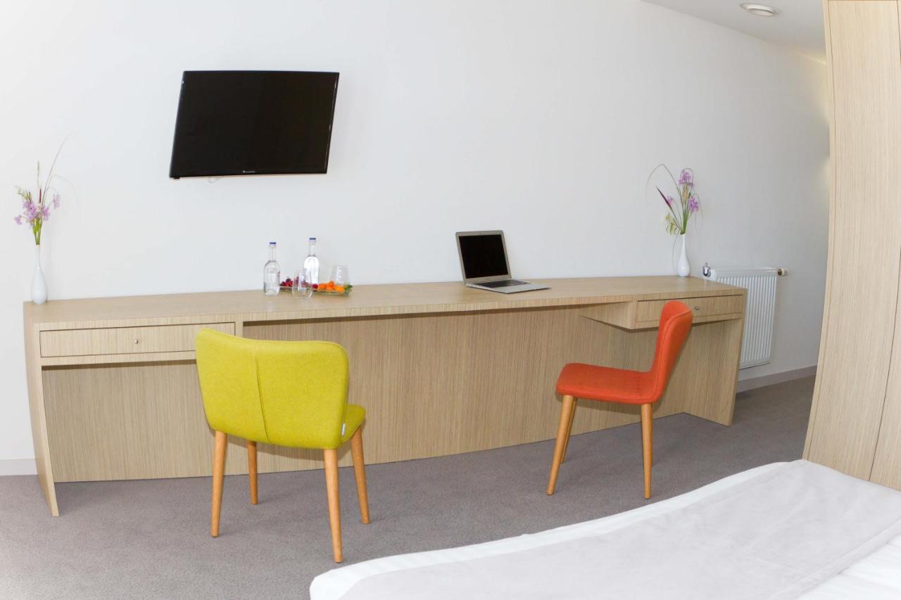 Bourquin Hotel - Lycee Hotelier Christian Bourquin Аржель-сюр-Мер Экстерьер фото